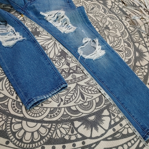 7 For All Mankind Relaxed Skinny distressed jeans 25 - Picture 14 of 14